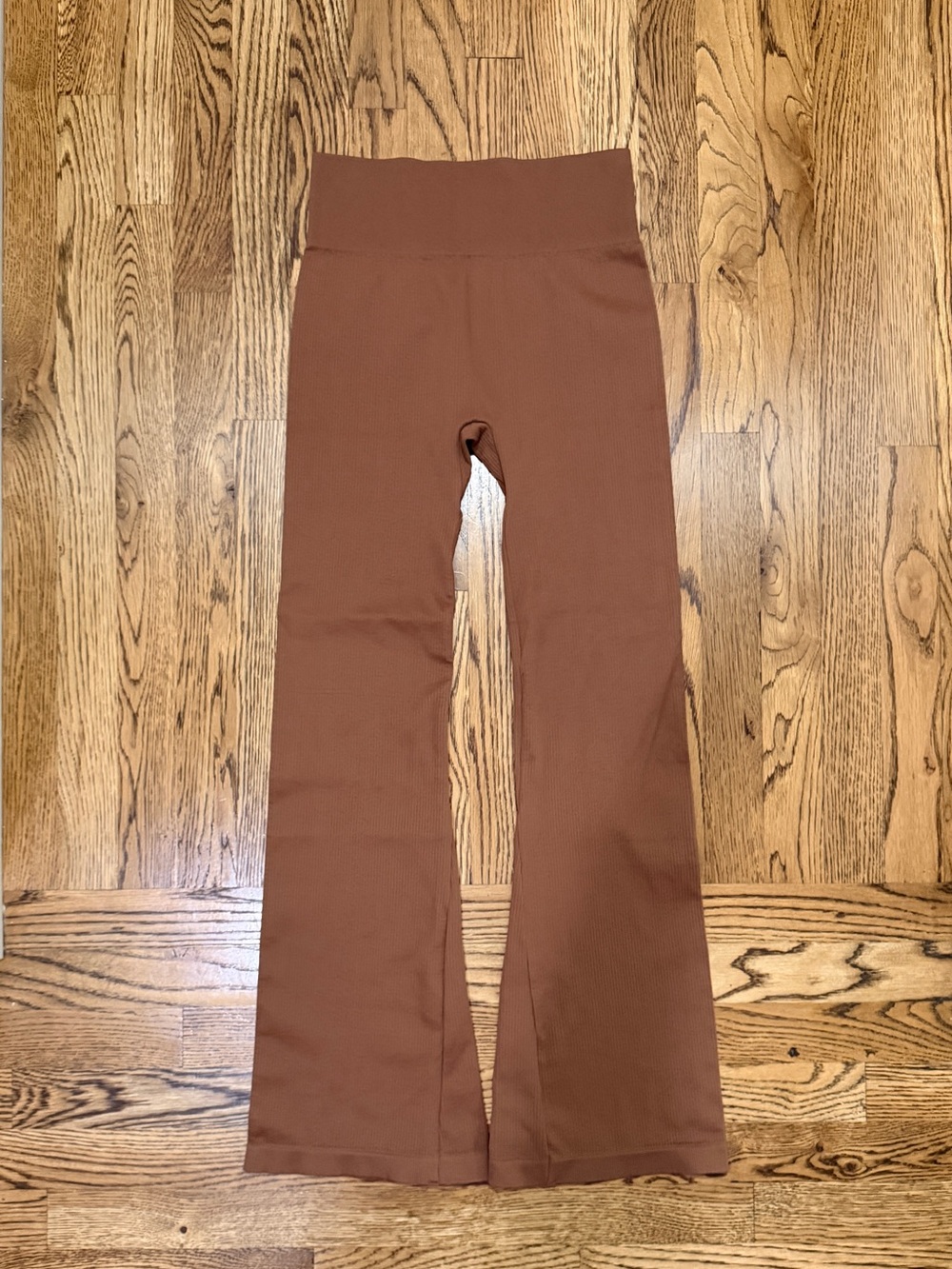 OQQ Flare Leggings Ribbed
Seamless High Waist L
Chocolate Brown Yoga Pants